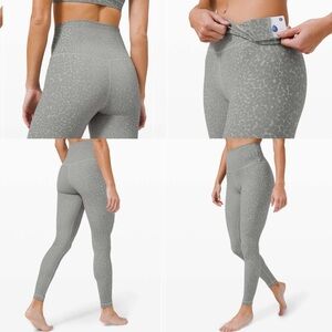 Lululemon Align Pant 26" *Engineer Print
City Camo Silver Drop Multi Align Pant
